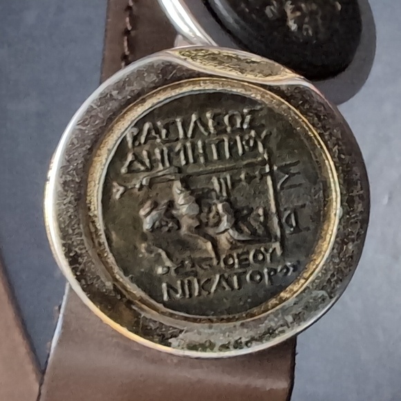 Rodier Genuine Brown Leather Woman's Belt with Coin Like Buckle. - Picture 2 of 16